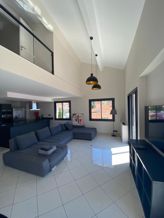 Residence Le Provence Le Lavandou Εξωτερικό φωτογραφία